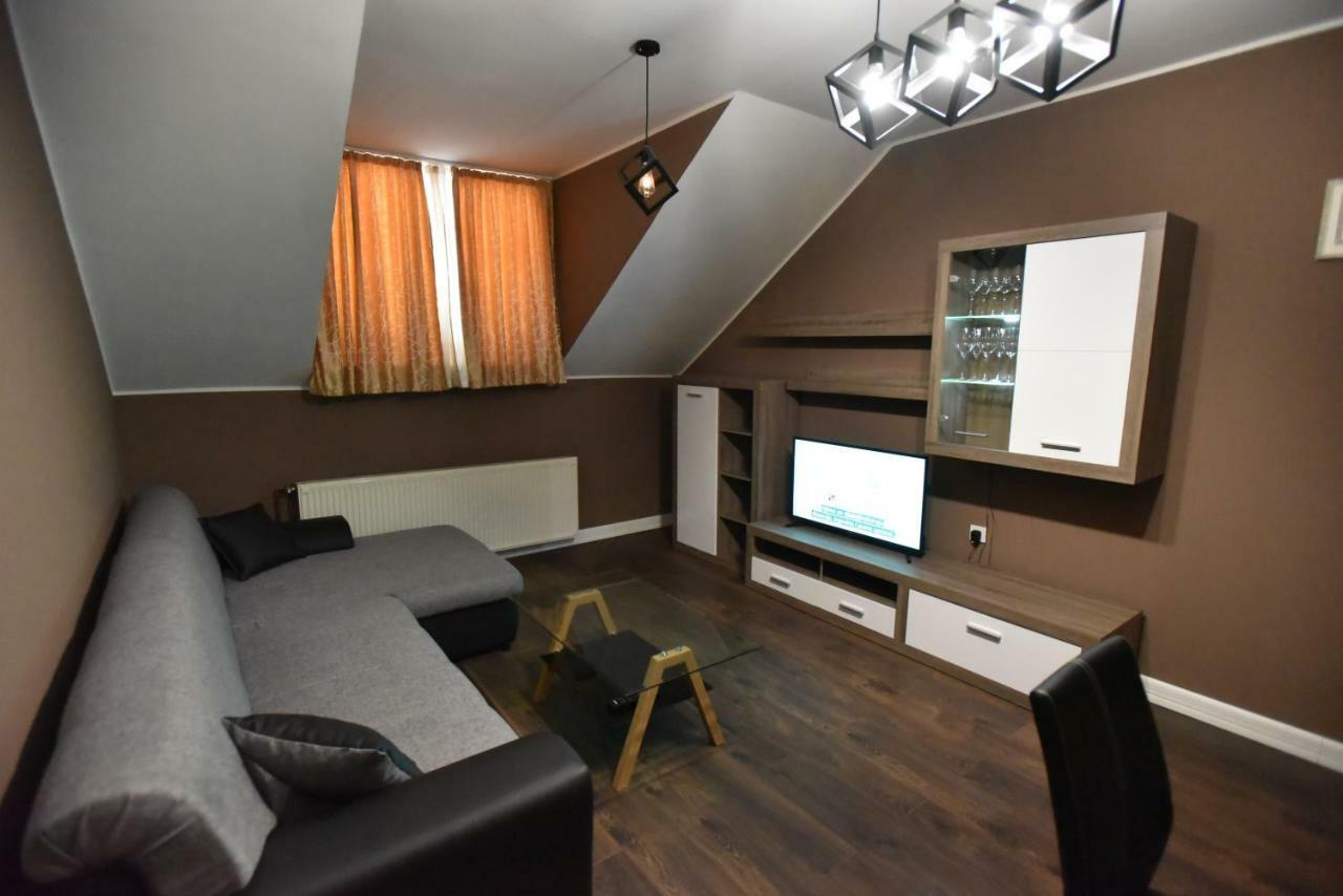 Apartment Center